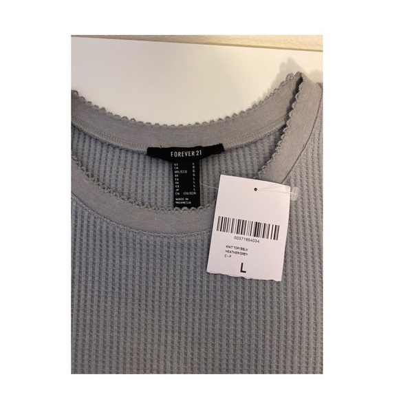 FOREVER 21 TOP - Picture 2 of 2